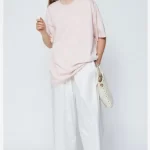 【明日なに着る？】「白を帯びたピンク」でペールトーン配色