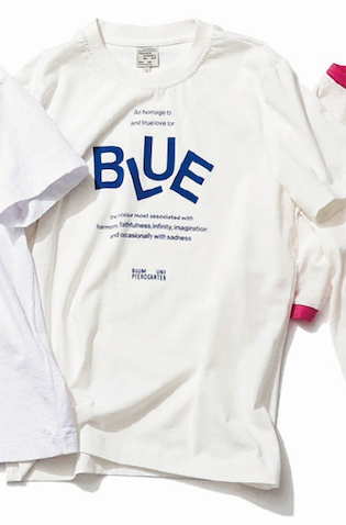 3.青ロゴTシャツ 9,900円／バウム・ウンド・ヘルガーデン（ユナイテッドアローズ 六本木ヒルズ店）　つまりぎみのクルーネックできちんと感も確保。
