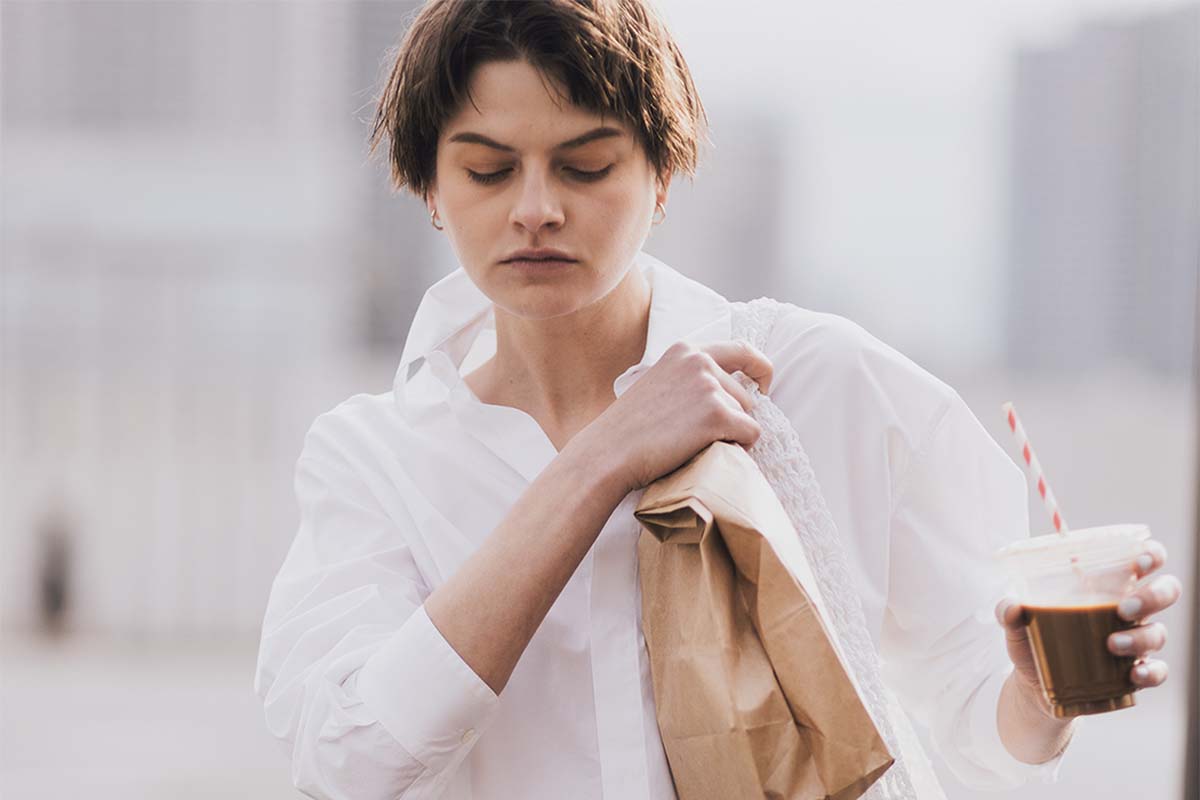 明日なに着る?】アウトドア感なく大人っぽい「チャンピオンの 明日なに着る?】アウトドア感なく大人っぽい「チャンピオンの
