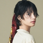メイク以上に「顔まわりの刷新力」がある！ レトロに飾る11のヘアアレンジ