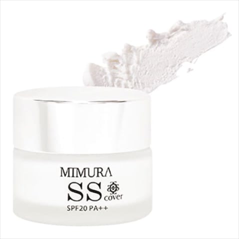 「肌の凹凸をカムフラージュ」 ⚫︎スムーススキンカバー SPF20・PA＋＋ 20g 4,620円／ミムラ　「JILLSTUARTのプライマー〈上〉を塗ってから、この化粧下地で毛穴や肌のムラを均一にするのが最近のお決まり。Tゾーンのテカリ問題もこれで解決」（スガさん）