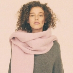 【グレーに適した服】：賢くコーディネートできる14の方法