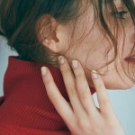 「こうすれば華奢にも見えます」 人気スタイリストに聞いた「タートルニットが入ると上手くいく」成功パターン
