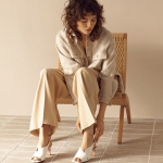 ポイントは「ゆるくてキレイ」 稼働率の高いベージュの服【18選】