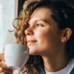 「飲むだけスキンケア」シミや乾燥に悩むなら「朝食後１杯」の美肌習慣