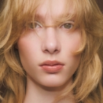 チークの上手な入れ方は？ メイクのプロに聞いた「顔立ちが整う」難しくないテクニック