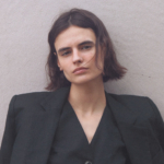 着回すと分かる「合わない」がほぼない「最も使えるジャケット」