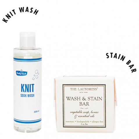 〈右〉ウォッシュ&ステインバー 1,320円／THE LAUNDRESS　〈左〉ニットソークウォッシュ 1,650円／フレディ レック・ウォッシュサロン　フレッシュソープの香り。