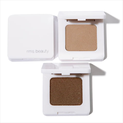 「パウダーなのにクリームのよう」  〈上から〉rms beauty バックブロウパウダー ライト、ミディアム 各2,750円／アルファネット　パウダーでありながらクリーミーな質感が肌に密着。ふんわりとぼかしてやさしい雰囲気に仕上げることも、くっきりした輪郭を描くことも可能。