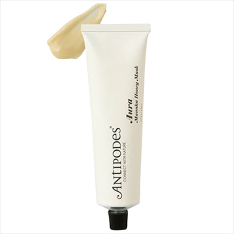 【やわらかい肌をつくり出す】Antipodes オーラ マヌカハニーマスク 75mL 4,950円／コスメキッチン　「朝の洗顔後、1週間に1度とり入れるマスク。くすみがさっととれて、ベースメイクが映える肌に。マヌカハニーの甘い香りにもいやされます」【POINT】マヌカハニーを配合したクリームタイプの洗い流すマスク。うるおいをもたらし、ハリのあるなめらかな肌に誘導。敏感肌も含めてすべての肌タイプの方に使用可能。バニラとマンダリンの甘くやわらかな香り。