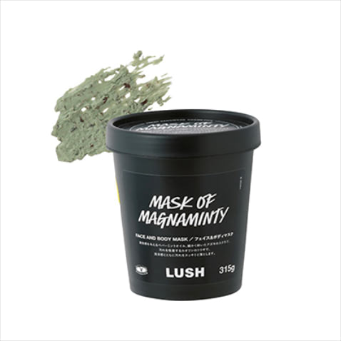 【全身にも使える爽快ミント】パワーマスク 315g 2,690円／ラッシュジャパン　「あずきなどのナチュラルなスクラブが肌荒れや角栓を防いでくれる。チョコミントのようなおいしそうな香りがお風呂タイムを充実した時間にしてくれます」【POINT】顔にも体にもマルチに使える、爽快なミントが香るスクラブ入りのフェイス＆ボディマスク。余分な皮脂や古い角質をすっきり落とし、くすみのとれたもっちりとした肌に。デコルテ部分やベタつきやすい背中や、お尻などお肌のざらつきが気になる箇所にもオススメ。