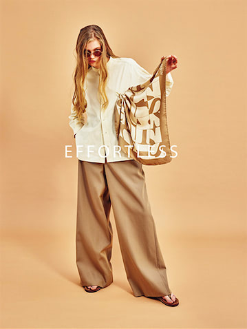 アイボリーシャツ 23,100円／TICCA パンツ 39,600円／beautiful people（ビューティフルピープル 青山店）　サングラス 30,800円／BLANC　ポケットに入れたスカーフ 17,600円／エネイズ（デミルクス ビームス 新宿）　サンダル 16,500円／レインボー サンダル フォー RHC（RHC ロンハーマン）