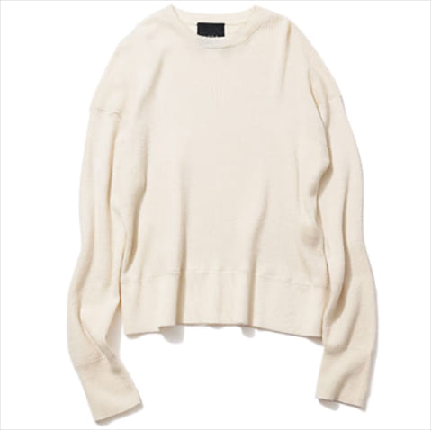 リブクルーネックニット 13,500円／N.O.R.C by the line（N.O.R.C）　カットソー感覚で着られる綿とウールのなめらかな風合い。家庭で洗濯機洗い可能。