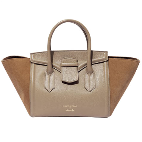 バッグ（20×42×15.5） 30,800円／クリスチャンヴィラ・ペル・アルアバイル（アルアバイル）　レザーとスエードの組み合わせ。サイドに張り出したスエード部分を折り、中に収納して２つの見え方を楽しめるのも特徴。