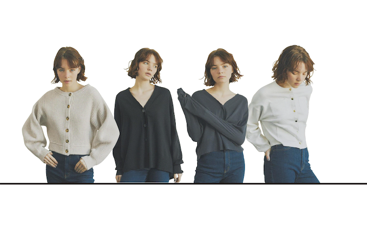 カーディガンを新調するなら、1枚で着ることを見越した「胸元がつまった」形がベスト。なかでも、Ｖネックやパフスリーブなど強弱がつくディテールがあると、単純な着方でもさまになる。