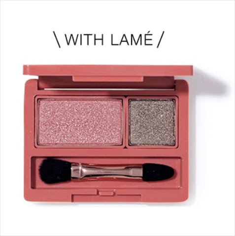 N by ONLY MINERALS ミネラルアイゾーンパレット（限定） 3,850円／ヤーマン　●シルバーとブルーのラメをブレンドしたピンクと、ゴールドパール入りのグレージュ。ピンクはシアーな発色なので、まぶたにのせても腫れぼったく見えず、眉の仕上げに重ねれば、抜けにもなる。