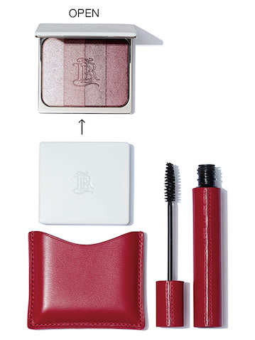 5. LEATHER CASECOSMETICS 〈右から〉レザーマスカラケース（レッド） 7,370円、マスカラ（ブラック） 5,610円、レザーパウダーケース（レッド） 9,240円、アイシャドウパレット Les Ombres Tage 4,950円／以上ラ ブーシュ ルージュ（エドストローム オフィス）　マイクロプラスチックを一切使用しないことで知られる、フランス発のビューティブランド。アイコニックなレザーケースは、ポーチを開けるたびに気分が上がる。