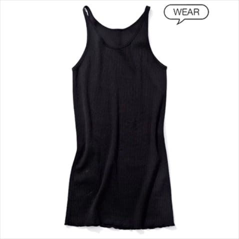 黒アメスリタンクトップ 8,250円／TICCA（TICCA）　メッシュシャツの下に着たインナー。透けてもさまになる風合いを重視。