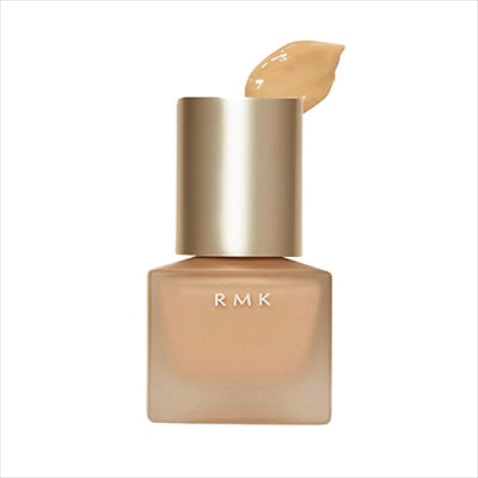 RMK リクイドファンデーション（限定発売） 102 30mL SPF14・PA++ 4,950円／RMK Division　⚫︎軽やかなテクスチャーと均一にピタッとなじむフィット感。ぬれているような透明感あふれるツヤで、しっとりとした肌をキープ。