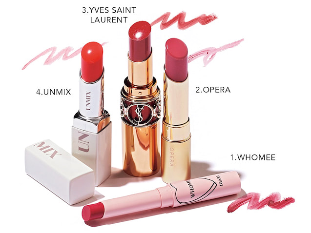 03/YVES SAINT LAURENT　ルージュ ヴォリュプテ シャイン N°153 4,510円／イヴ・サンローラン・ボーテ　ブランド人気No.1のリップに、春らしい透明感の3色が新登場。美容オイルを65％も配合したなめらかな使用感も支持される理由。全54色。 04/UNMIX　モイスチャーリップスティック グロウ 09 3,960円／UNMIX　生まれ持った魅力が引き立つ、透け感の開発にこだわるUNMIXらしい素の唇になじむ色みとさりげないツヤがポイント。カジュアルに使えるピーチピンク。全