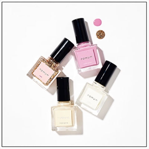 「毎月新作が出るショップのネイル」： 〈上から〉ネイル pink cacao、salt、lychee、limon perla 各2,200円／POMUM　「インテリアやアクセサリーなども販売する“POMUM”のオリジナルネイルがとてもかわいい！ カラフルな色が多いですが、派手になりすぎないこっくりとした色みで使い勝手がいい。毎月一日に新作が発売されるのですがすぐに売り切れてしまうので、購入意欲をかきたてられます」（木部さん）